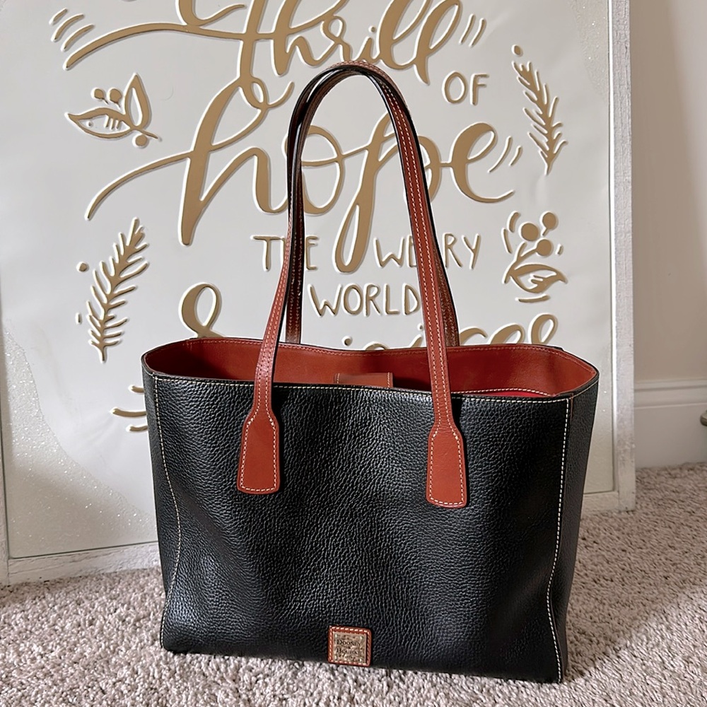 Vintage Dooney & Bourke LARGE satchel circa 1990s Navy leather, cognac, red int.